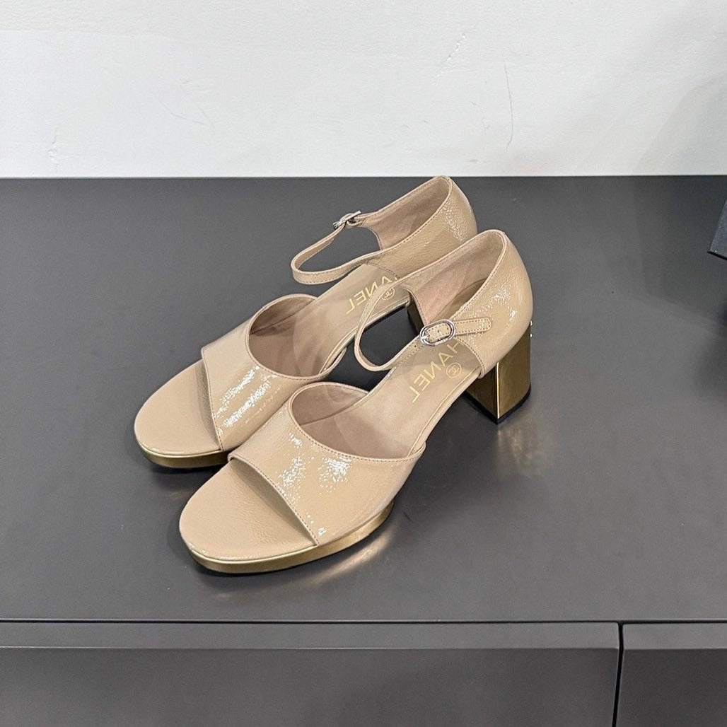 BLOCK HEEL SANDALS BEIGE SHEEPSKIN