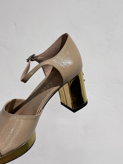 BLOCK HEEL SANDALS BEIGE SHEEPSKIN