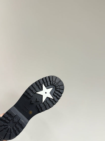 D-TOWN BOOTS IN BLACK PATENT CALFSKIN