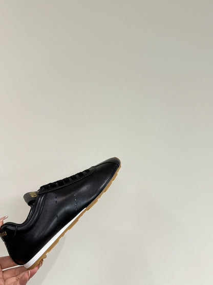 PLUME NAPPA SNEAKERS IN BLACK LAMBSKIN
