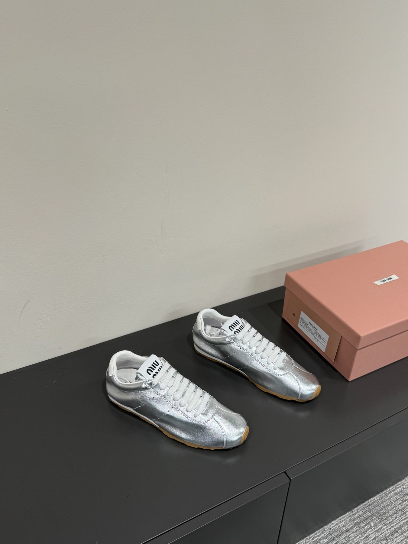 PLUME NAPPA SNEAKERS IN SILVER LAMBSKIN