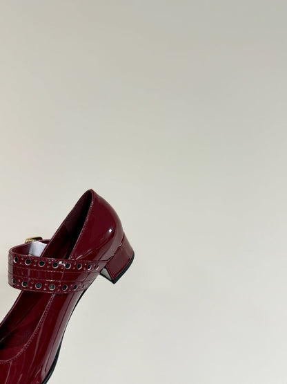 MARY JANE PUMPS IN BURGUNDY RED GLOSSY CALFSKIN