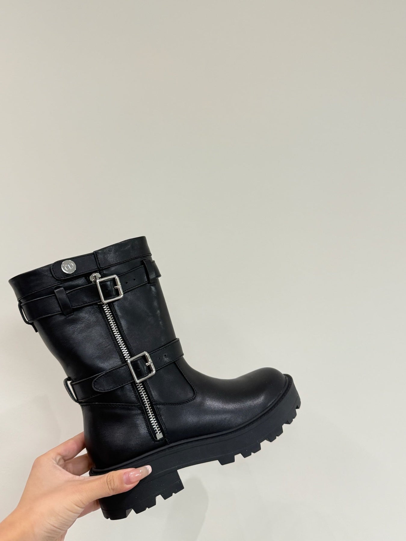 MAJOR ANKLE BOOT IN BLACK CALFSKIN
