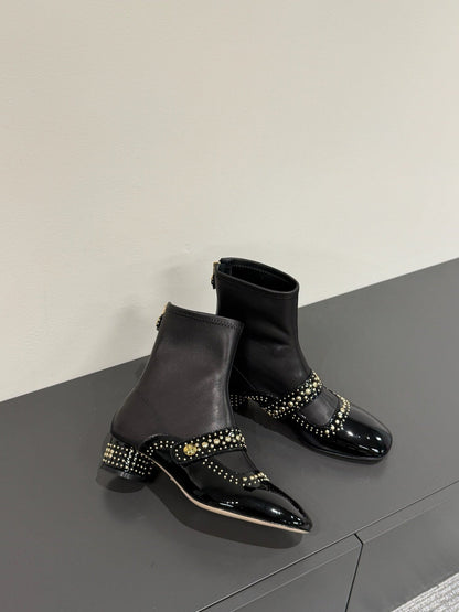 BELLE-D HEELED ANKLE BOOT BLACK PATENT CALFSKIN