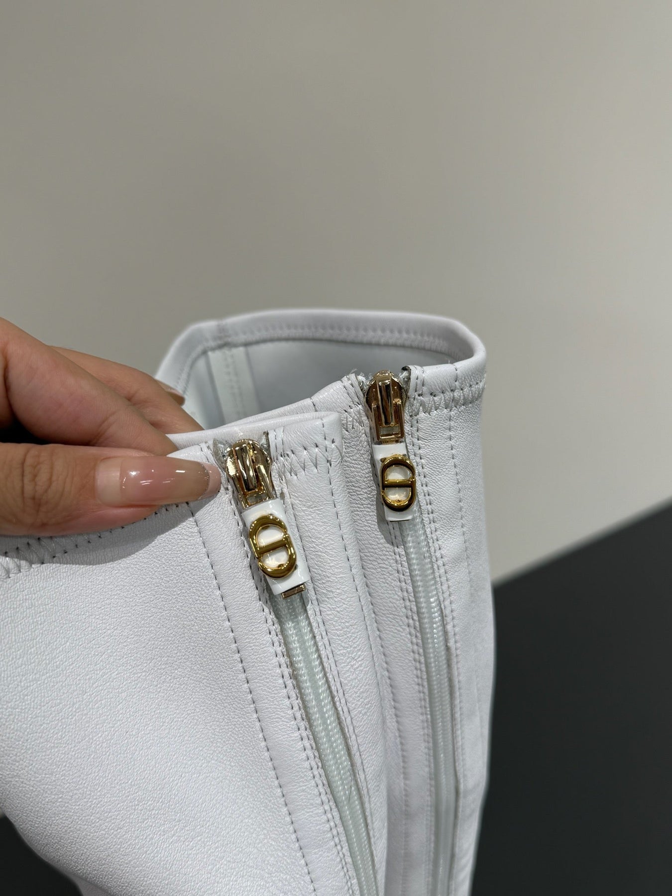 BELLE-D HEELED BOOT WHITE PATENT CALFSKIN