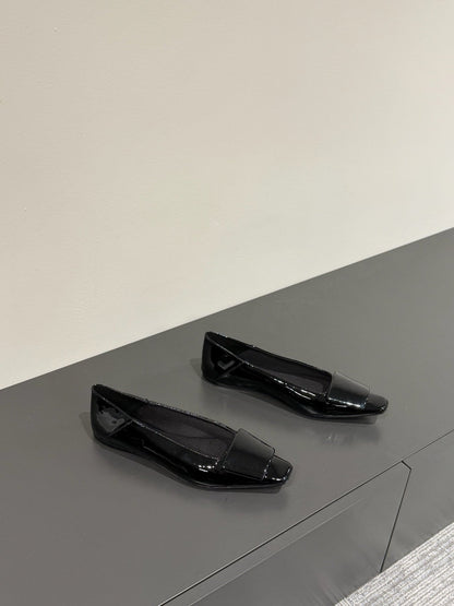 POPPY BALLET FLATS IN BLACK GLOSSY LAMBSKIN