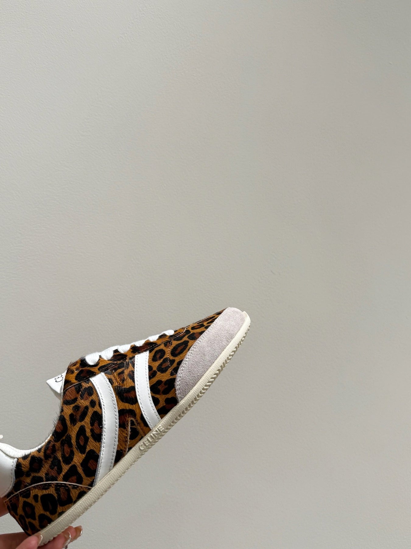JOGGER LOW LACE-UP SNEAKER IN LEOPARD PRINTED HAIRY CALFSKIN