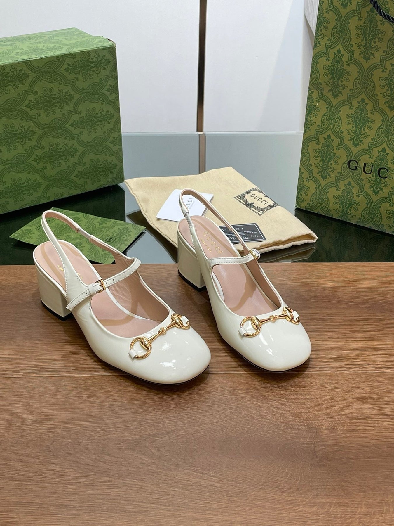 GG HORSEBIT PUMP WHITE GLOSSY LAMBSKIN