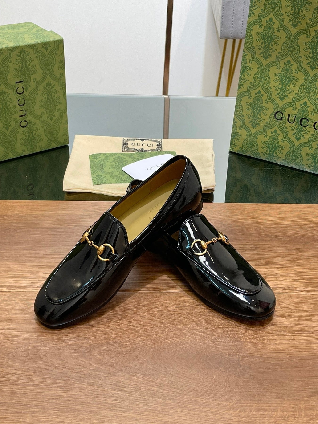 GG JORDAAN LOAFER GLOSSY BLACK LAMBSKIN