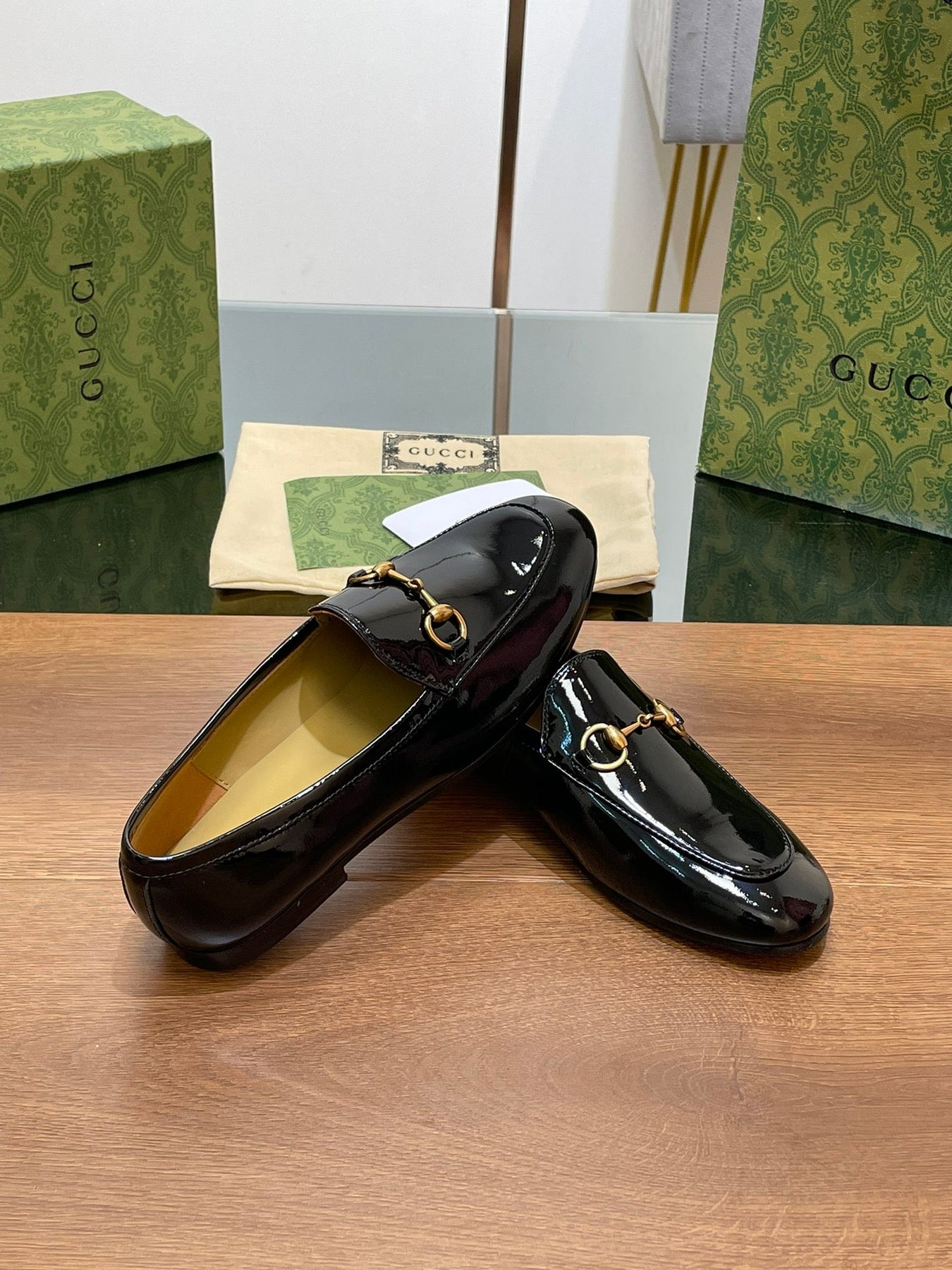 GG JORDAAN LOAFER GLOSSY BLACK LAMBSKIN