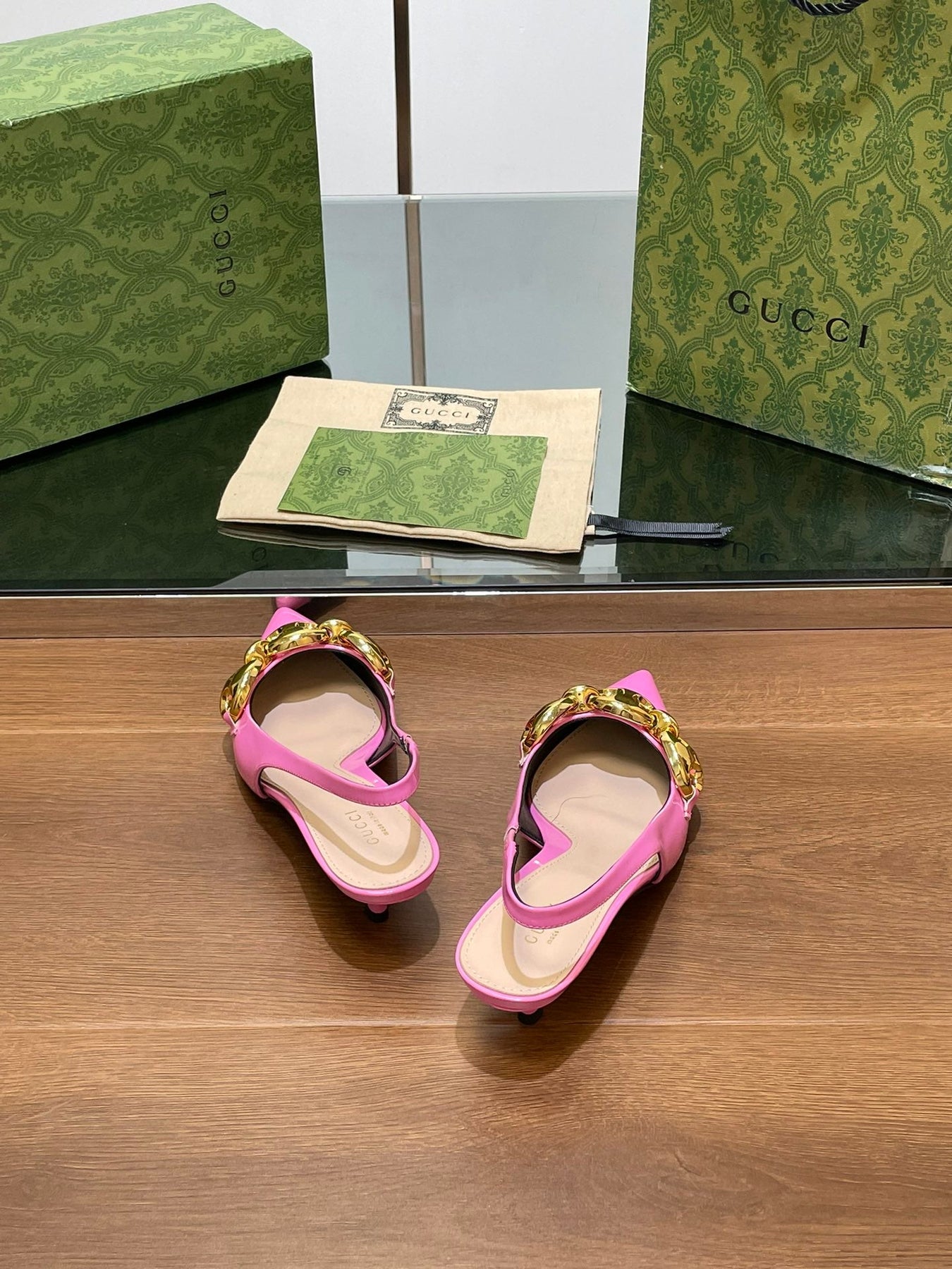 GG MID-HEELED SLINGBACK 4.5 CM IN FUSICA PINK GLOSSY CALFSKIN WITH GOLD HARDWARE