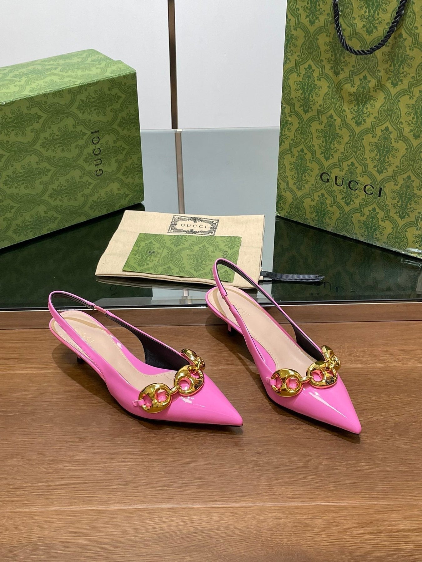 GG MID-HEELED SLINGBACK 4.5 CM IN FUSICA PINK GLOSSY CALFSKIN WITH GOLD HARDWARE