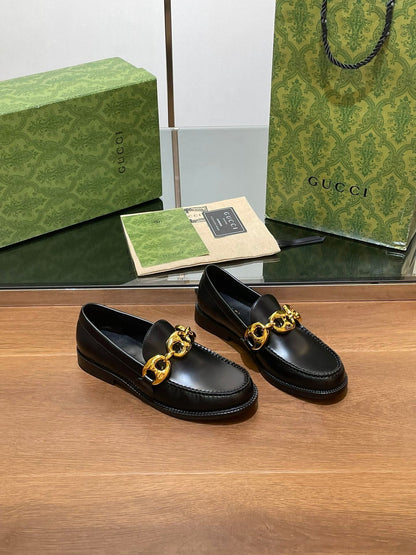 GG LOAFER SHOES IN BLACK CALFSKIN WITH GOLD HARDWARE
