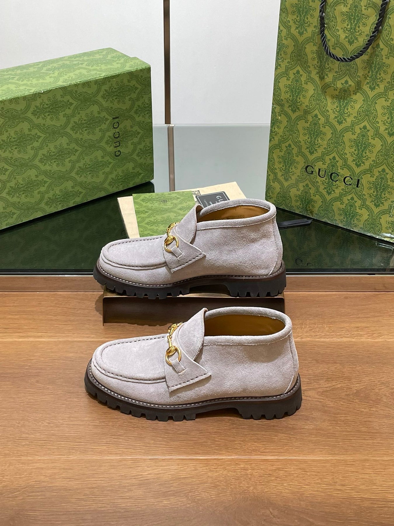 GG WOMEN'S HORSEBIT ANKLE BOOT IN KHAKI BROWN SUEDE