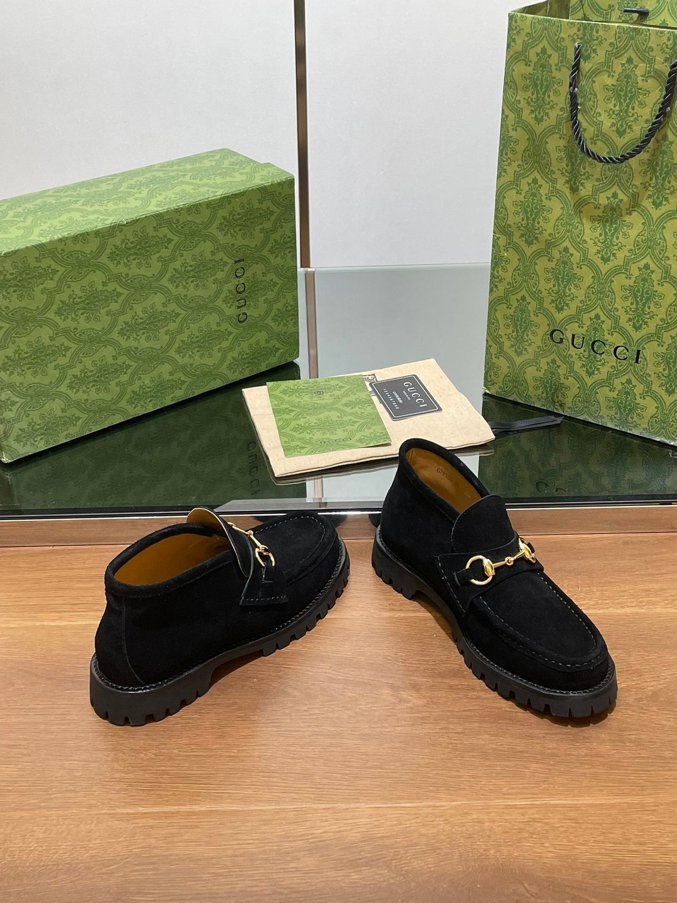 GG WOMEN'S HORSEBIT ANKLE BOOT IN BLACK SUEDE