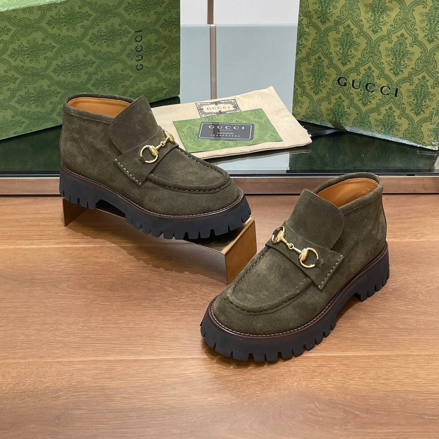 GG WOMEN'S HORSEBIT ANKLE BOOTS 4.5CM IN KHAKI GREEN SUEDE