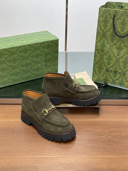 GG WOMEN'S HORSEBIT ANKLE BOOTS 4.5CM IN KHAKI GREEN SUEDE