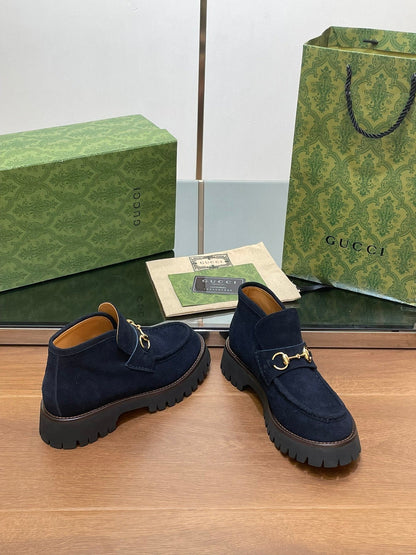 GG WOMEN'S HORSEBIT ANKLE BOOTS 4.5CM IN NAVY BLUE SUEDE