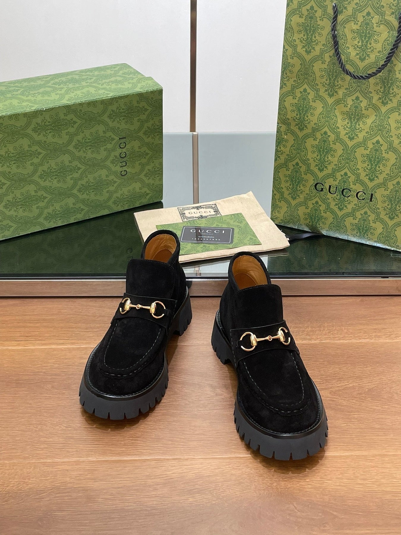 GG WOMEN'S HORSEBIT ANKLE BOOTS 4.5CM IN BLACK SUEDE