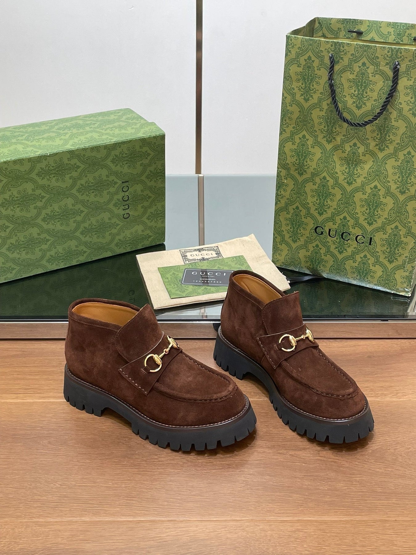 GG WOMEN'S HORSEBIT ANKLE BOOTS 4.5 CM IN DARK BROWN SUEDE