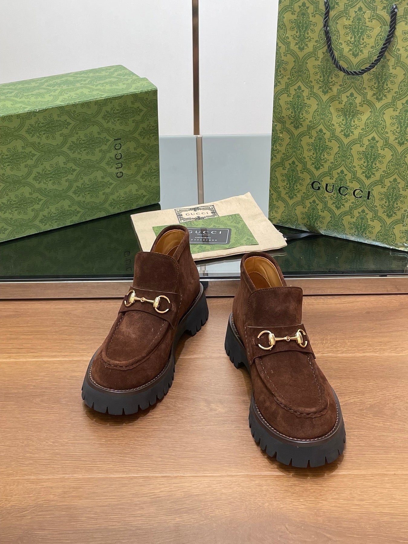 GG WOMEN'S HORSEBIT ANKLE BOOTS 4.5 CM IN DARK BROWN SUEDE