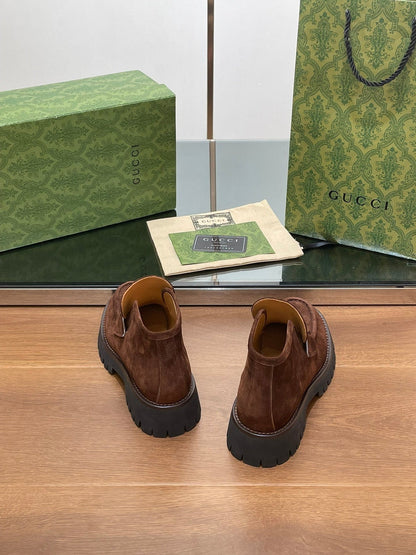 GG WOMEN'S HORSEBIT ANKLE BOOTS 4.5 CM IN DARK BROWN SUEDE