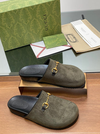 GG HORSEBIT MULE IN KHAKI GREEN EMBOSSED SUEDE AND SHEEPSKIN LINING