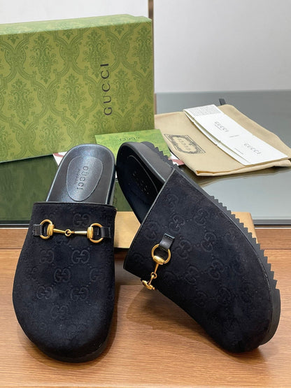 GG HORSEBIT MULE IN BLACK EMBOSSED SUEDE AND SHEEPSKIN LINING