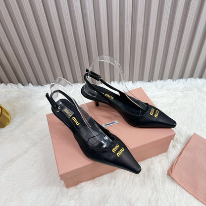 POINTED-TOE SLINGBACK IN BLACK LAMBSKIN