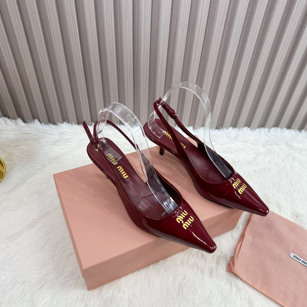 POINTED-TOE SLINGBACK IN WINE RED GLOSSY CALFSKIN