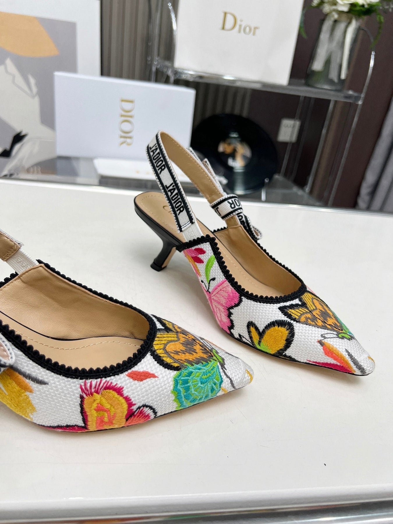 J'ADIOR SLINGBACK PUMP COLORFUL NATURAL RAFFIA AND EMBROIDERED COTTON 65 MM 130844