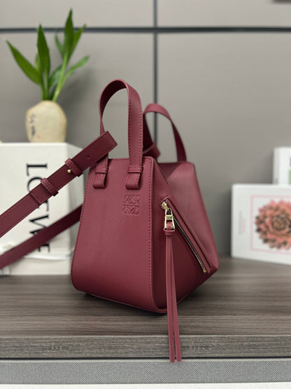 LOE 20 HAMMOCK COMPACT BAG IN BURGUNDY RED CALFSKIN