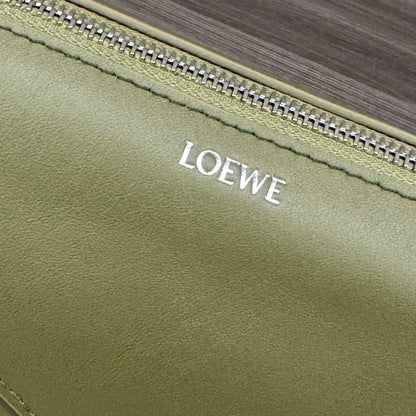 PUZZLE FOLD WASH 22 BAG IN ARMY GREEN SHINY CALFSKIN
