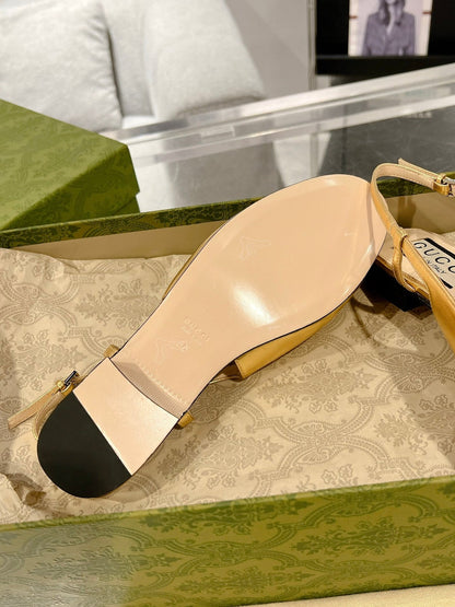 METALIC SLINGBACK FLATS IN GOLD CALFSKIN