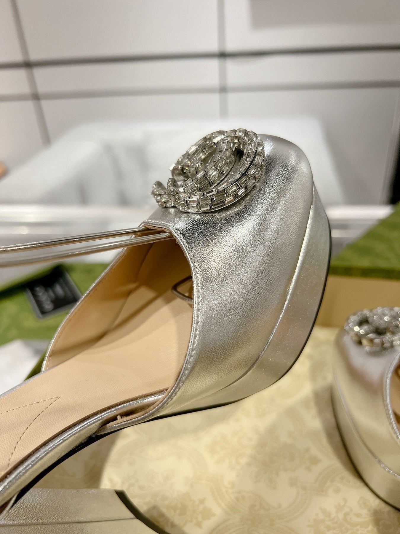 GG CRYSTALS PLATFORM PUMPS SILVER CALFSKIN