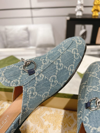 MEN'S MULE WITH HORSEBIT IN SAPHIRE BLUE MONOGRAM JACQUARD FABRIC