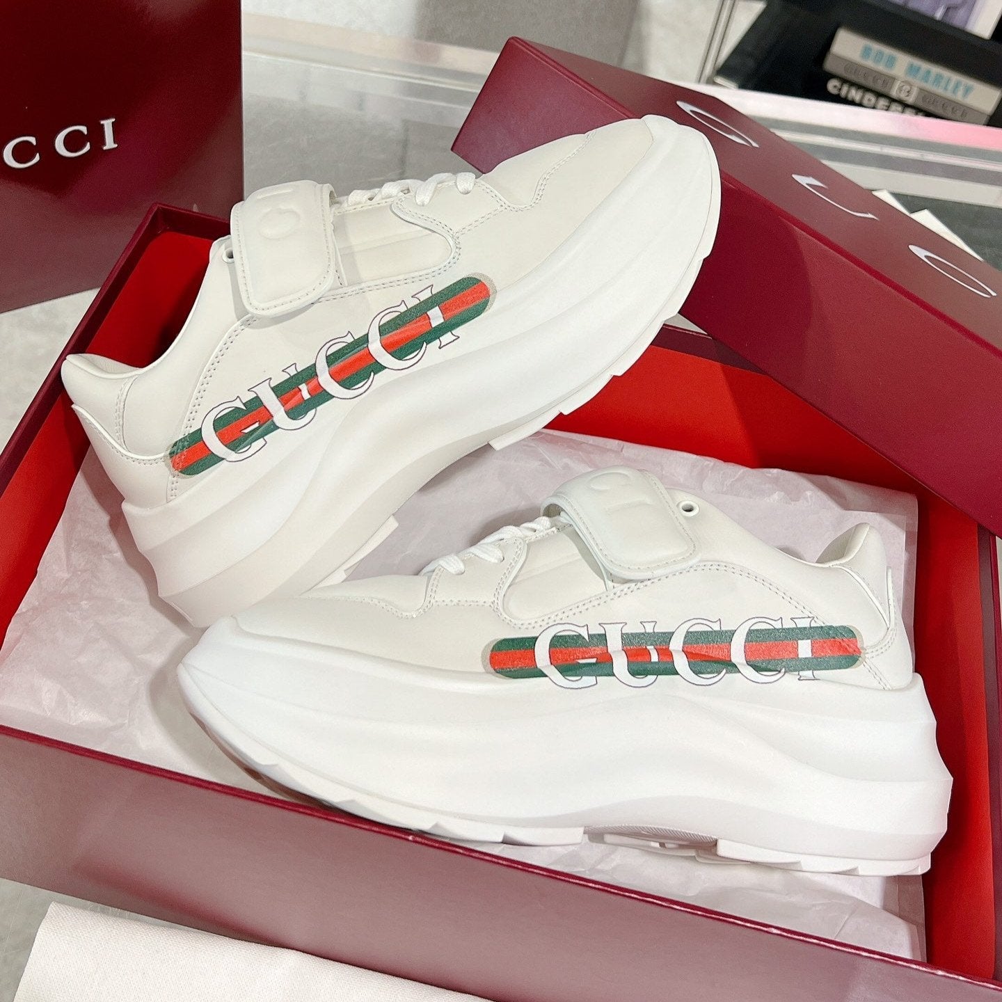 GG WAVE SNEAKER IN RICE WHITE CALFSKIN