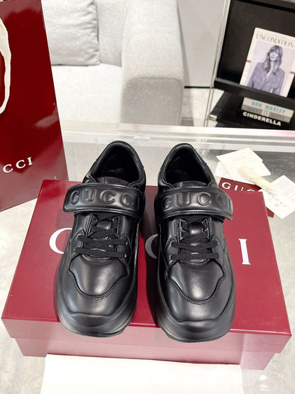 GG WAVE SNEAKER IN BLACK CALFSKIN