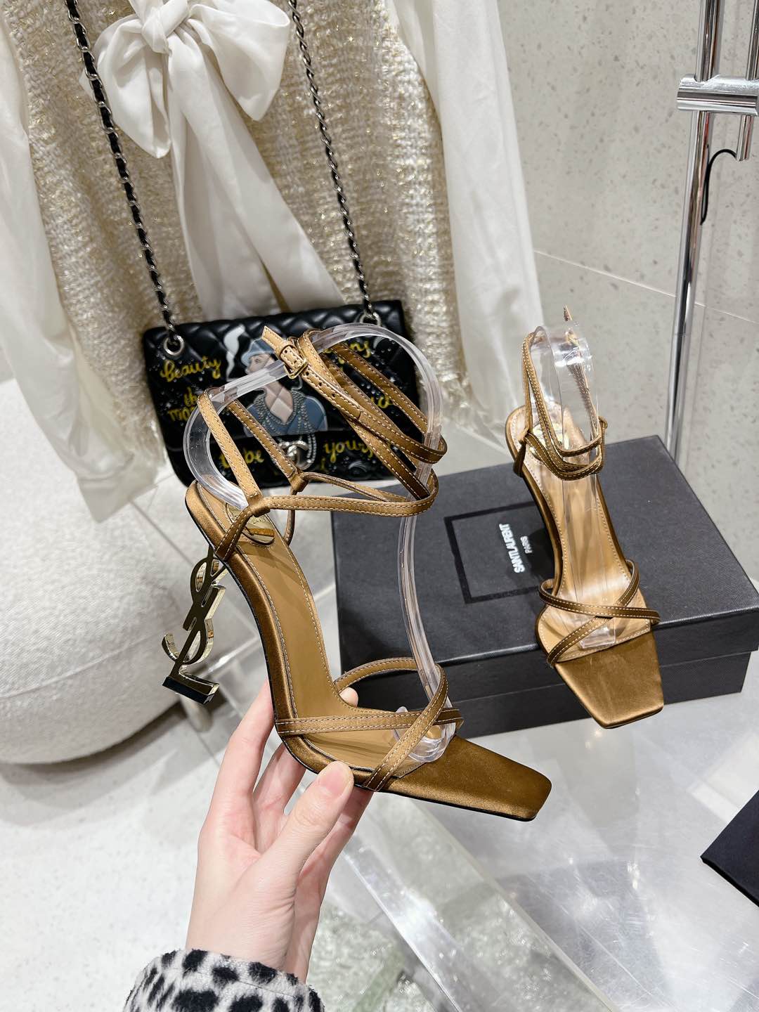 HIGH-HEEL 85 MM SANDAL MULE IN METALLIC GOLD SILK