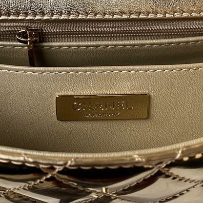 CC MEDIUM 24 FLAP BAG IN GOLDEN METALLIC CALFSKIN WITH STRAP