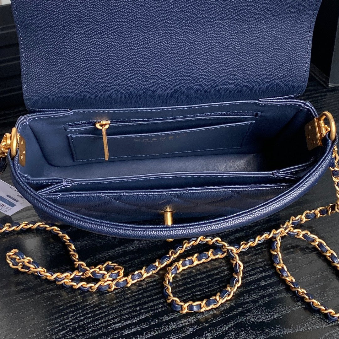 RETRO STYLE FLAP BAG 19 IN NAVY BLUE GRAINED CALFSKIN GOLD HARDWARE