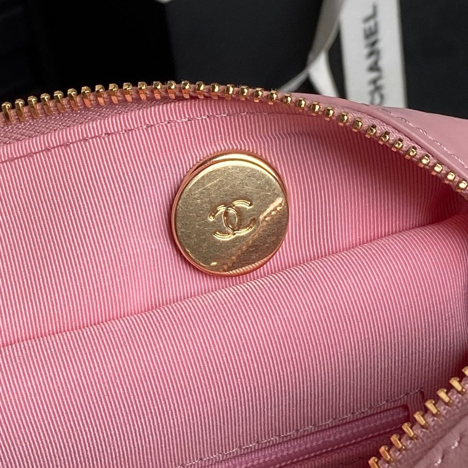 BOWLING BAG 29 IN BABY PINK CALFSKIN GOLD HARDWARE