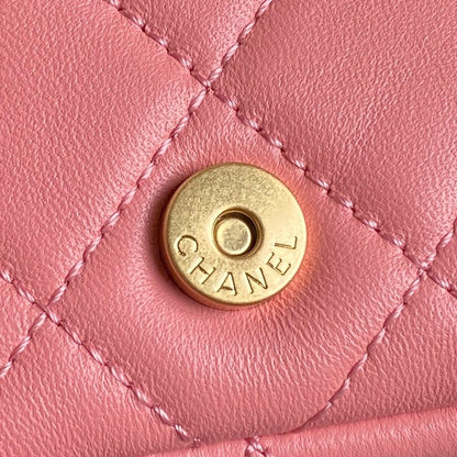 QUILTED HOBO CARGO BAG 31 IN BABY PINK CALFSKIN GOLD CHAIN