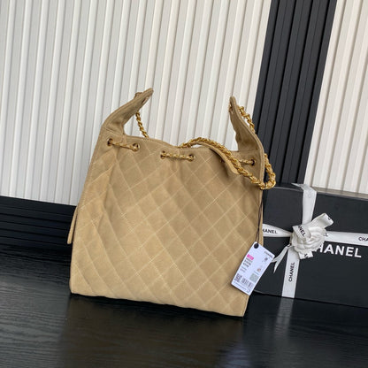 MEDIUM HANDBAG 40 IN OAT YELLOW SUEDE GOLD HARDWARE