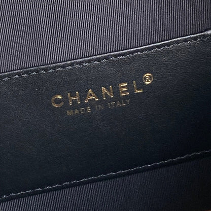 MEDIUM HANDBAG 40 IN BLACK SUEDE GOLD HARDWARE