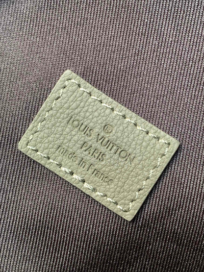 DUO CROSSBAG BAG 42 IN GREEN AND WHITE MONOGRAM SHADOW COWHIDE