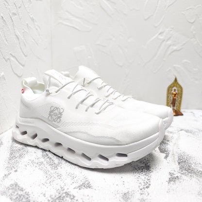CLOUDTILT SNEAKER IN WHITE RECYCLED POLYESTER