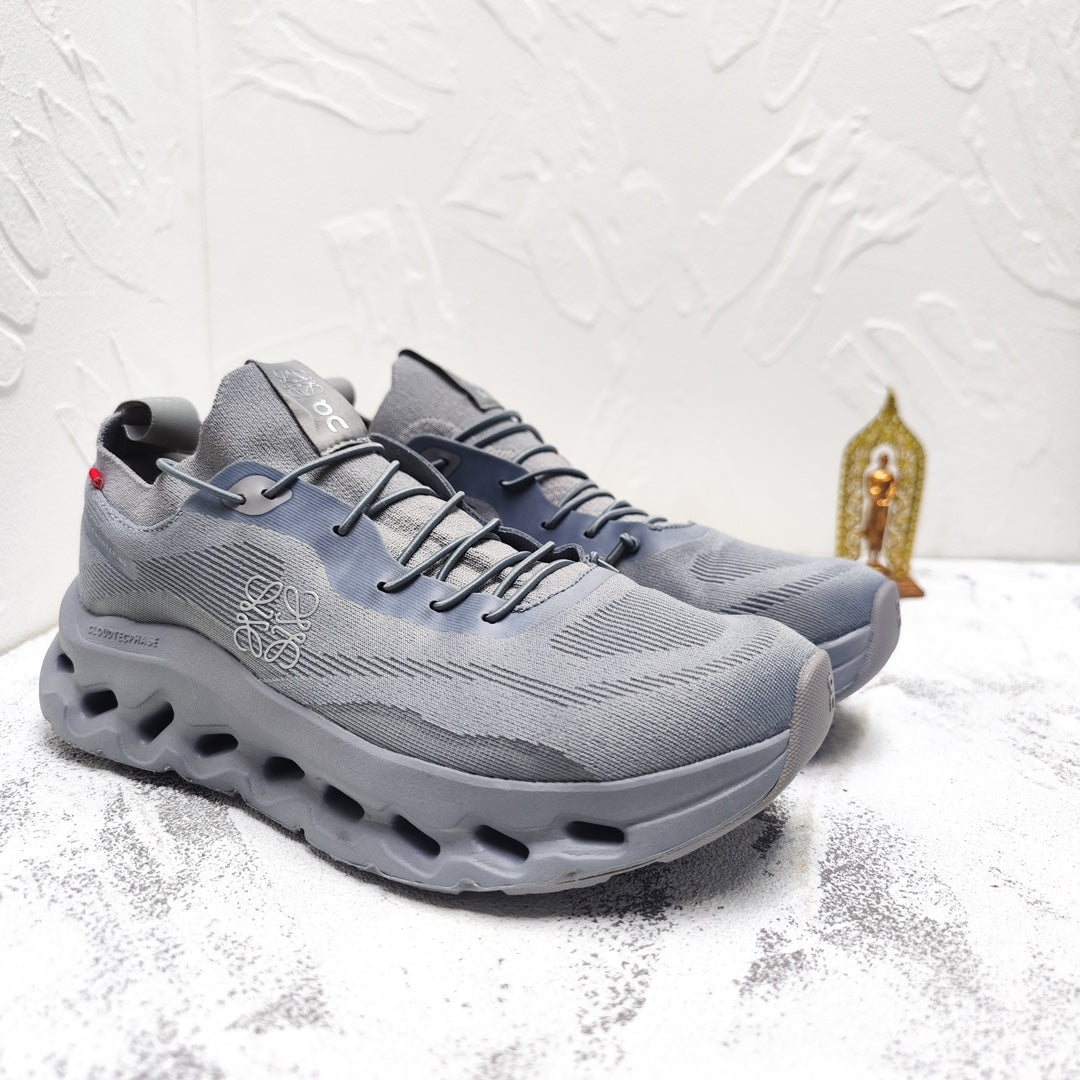 CLOUDTILT SNEAKER IN SHARK GRAY RECYCLED POLYESTER