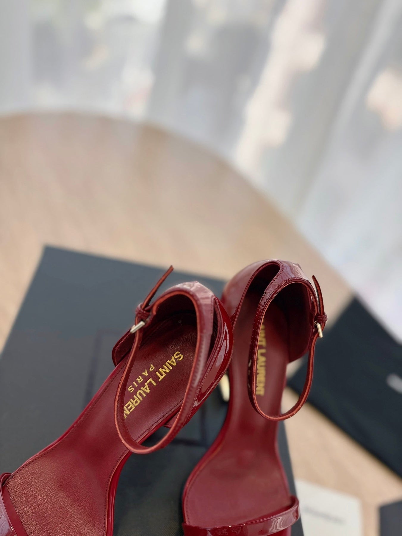 CLASSIC HIGH HEELS 10 CM IN CRIMSON RED PATENT CALFSKIN