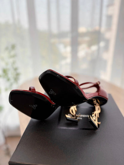 CLASSIC HIGH HEELS 10 CM IN CRIMSON RED PATENT CALFSKIN